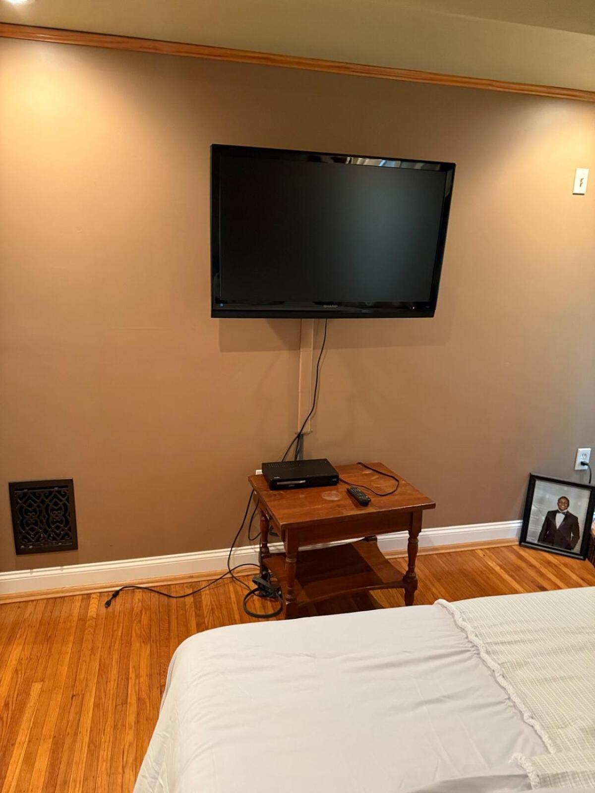 3 Bedroom Stylish House Buffalo