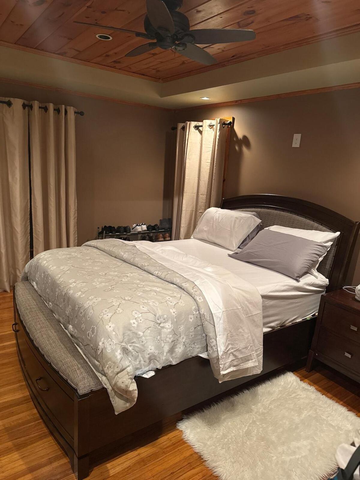 3 Bedroom Stylish House Holiday home Buffalo