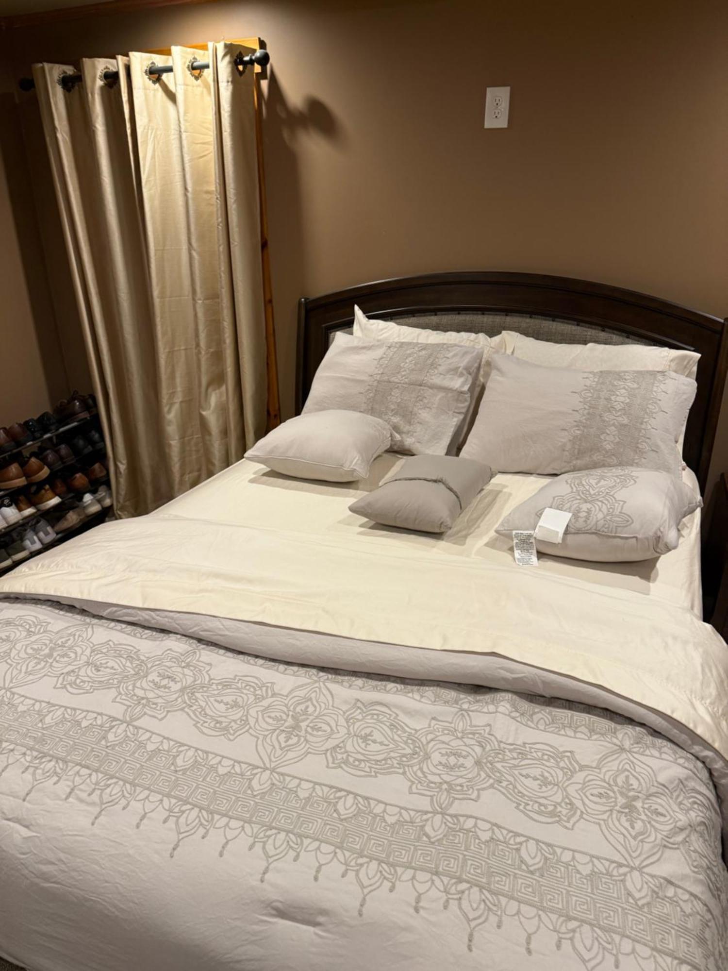 3 Bedroom Stylish House *